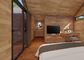 Hölzernes modernes Innenfertighaus bringt 24 Schlafzimmer-modulares Haus des Quadratmeter-eins unter